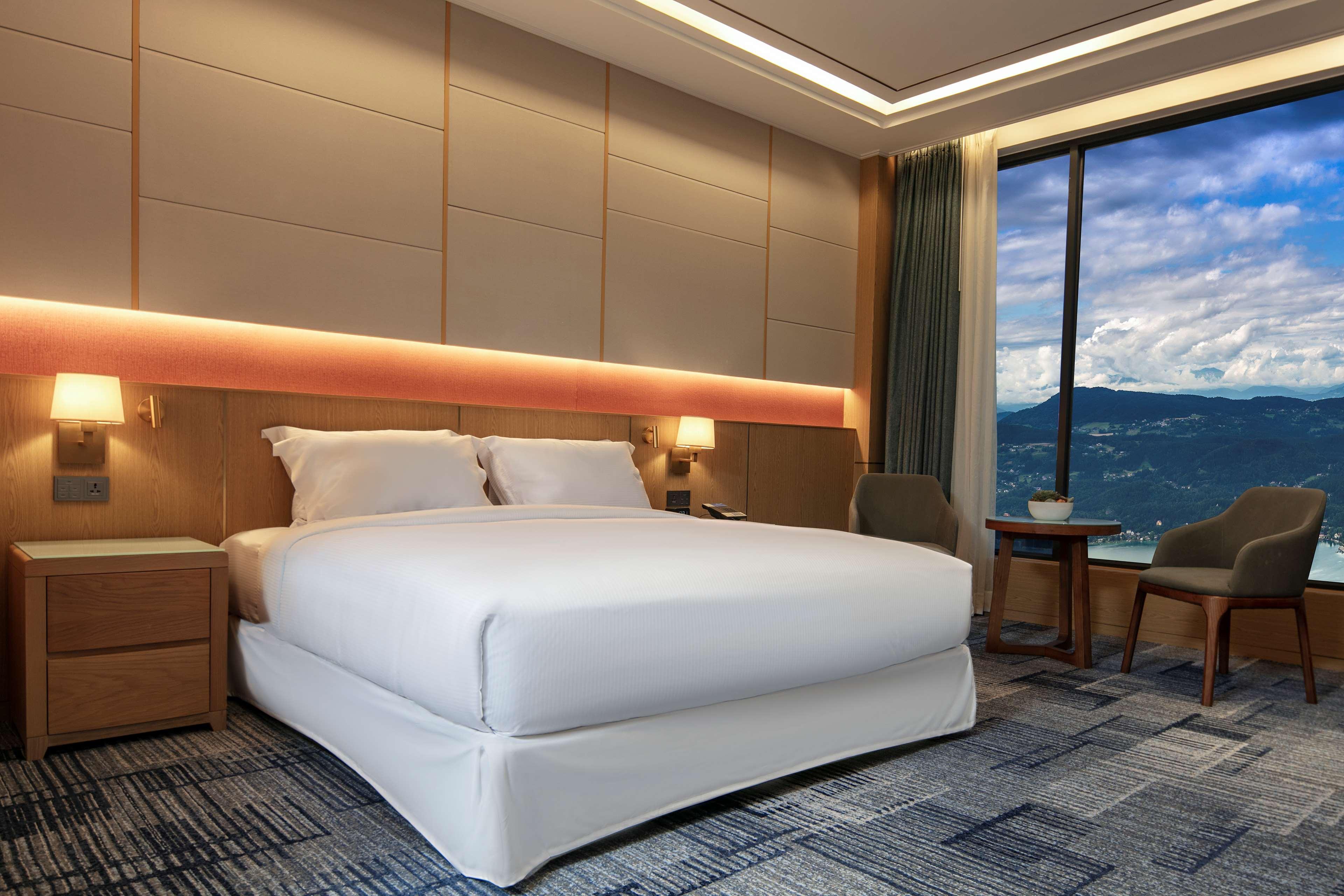 Hilton Clark Sun Valley Resort Clark Field Eksteriør bilde