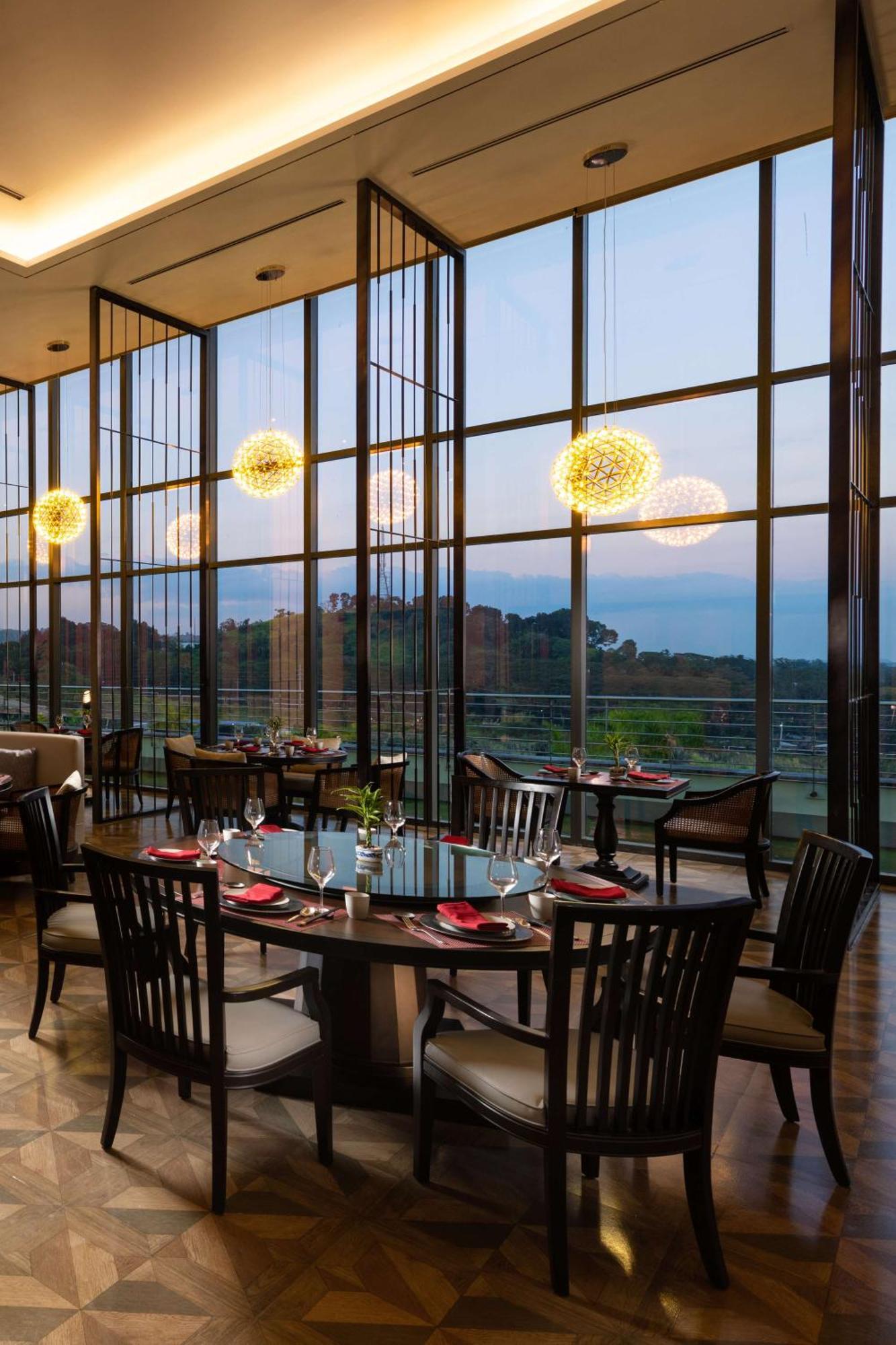 Hilton Clark Sun Valley Resort Clark Field Eksteriør bilde